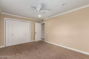 10627 N 44th Ct, Phoenix, AZ 85028 - Photo 35