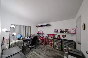 11275 N 99th Ave, Peoria, AZ 85345 - Photo 9