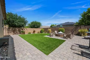 18076 W Hatcher Rd, Waddell, AZ 85355 - Photo 33