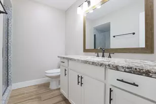 1817 E Alameda Dr, Tempe, AZ 85282 - Photo 25