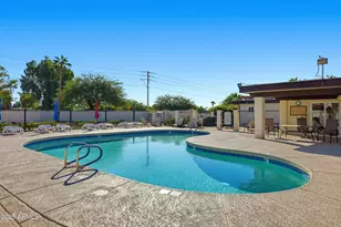 1916 W Morningside Dr, Phoenix, AZ 85023 - Photo 23