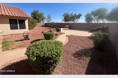 2015 N 123rd Drive, Avondale, AZ 85392 - Photo 11
