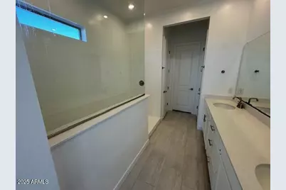 10218 S 21st Drive, Phoenix, AZ 85041 - Photo 21