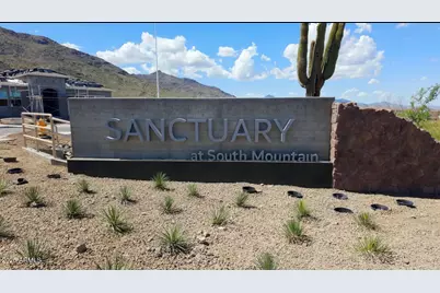 10218 S 21st Drive, Phoenix, AZ 85041 - Photo 25