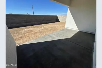 10218 S 21st Drive, Phoenix, AZ 85041 - Photo 23