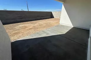 10218 S 21st Dr, Phoenix, AZ 85041 - Photo 23