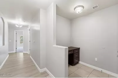 5350 E Deer Valley Drive #2420, Phoenix, AZ 85054 - Photo 3