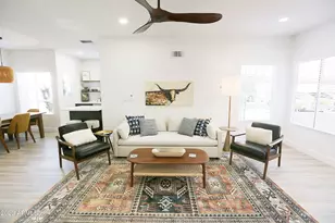 11333 N 92nd St, Scottsdale, AZ 85260 - Photo 3