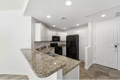 5350 E Deer Valley Drive #2429, Phoenix, AZ 85054 - Photo 9