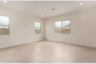 11937 W Marguerite Avenue, Avondale, AZ 85323 - Photo 9