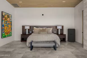 7050 North 39th Pl, Paradise Valley, AZ 85253 - Photo 13