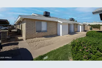 2034 W Lawrence Road #4, Phoenix, AZ 85015 - Photo 1