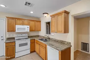 4414 W Orchid Ln, Glendale, AZ 85302 - Photo 11