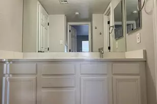 8500 E Indian School Rd, Scottsdale, AZ 85251 - Photo 15