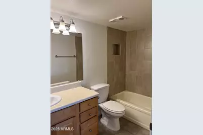 3435 W Danbury Drive #B104, Phoenix, AZ 85053 - Photo 15