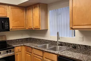 3435 W Danbury Dr, Phoenix, AZ 85053 - Photo 3