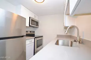 44 W Roanoke Ave, Phoenix, AZ 85004 - Photo 3