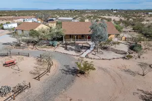 52019 N Forepaugh Peak Rd, Wickenburg, AZ 85390 - Photo 37
