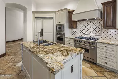 10537 N Crestview Drive, Fountain Hills, AZ 85268 - Photo 17