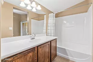 2277 E Huntington Dr, Phoenix, AZ 85040 - Photo 19