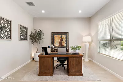 6028 E Lone Cactus Drive, Phoenix, AZ 85054 - Photo 9