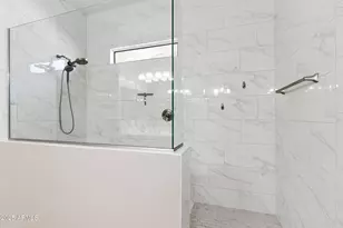 6028 E Lone Cactus Dr, Phoenix, AZ 85054 - Photo 19