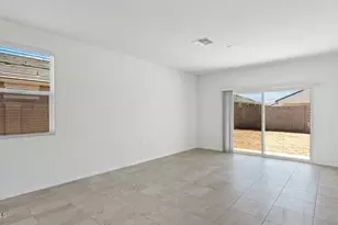 2032 W Starkey Ave, Apache Junction, AZ 85120 - Photo 9