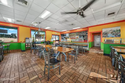 5033 N 67th Avenue, Glendale, AZ 85301 - Photo 11