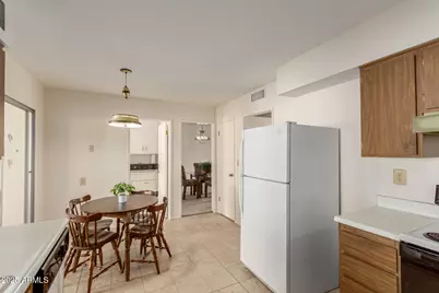 13642 N Silverbell Drive, Sun City, AZ 85351 - Photo 7