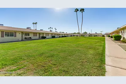 13642 N Silverbell Drive, Sun City, AZ 85351 - Photo 9