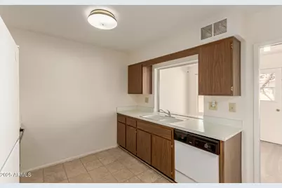 13642 N Silverbell Drive, Sun City, AZ 85351 - Photo 15