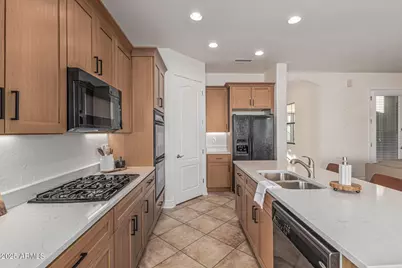 7917 S 32nd Terrace, Phoenix, AZ 85042 - Photo 3