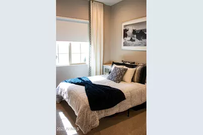 2508 W Desert Marigold Drive, Phoenix, AZ 85085 - Photo 23