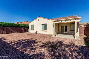 17639 W Caribbean Ln, Surprise, AZ 85388 - Photo 31