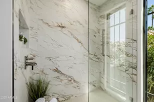 5642 N Scottsdale Rd, Paradise Valley, AZ 85253 - Photo 17