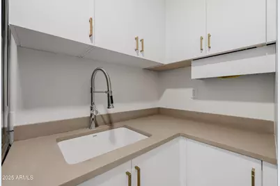 5642 N Scottsdale Road, Paradise Valley, AZ 85253 - Photo 31