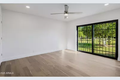 5642 N Scottsdale Road, Paradise Valley, AZ 85253 - Photo 25