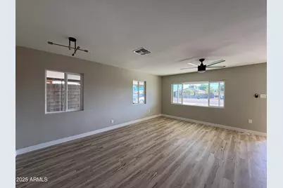 2624 W San Miguel Avenue #A, Phoenix, AZ 85017 - Photo 11