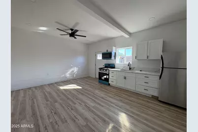 2624 W San Miguel Avenue #B, Phoenix, AZ 85017 - Photo 7