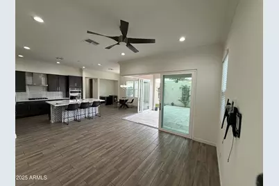 1555 E Ocotillo Road #20, Phoenix, AZ 85014 - Photo 5