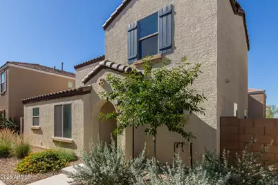 8029 W Albeniz Place, Phoenix, AZ 85043 - Photo 3