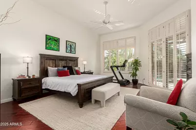 5473 E Herrera Drive, Phoenix, AZ 85054 - Photo 13