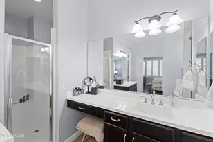 4622 E Casitas Del Rio Dr, Phoenix, AZ 85050 - Photo 23