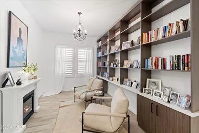 4622 E Casitas Del Rio Drive, Phoenix, AZ 85050 - Photo 7