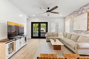 4622 E Casitas Del Rio Dr, Phoenix, AZ 85050 - Photo 15