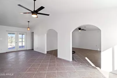 944 W Calle Tuberia --, Casa Grande, AZ 85194 - Photo 3