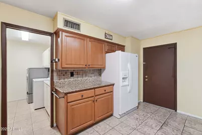 423 S Racine --, Mesa, AZ 85206 - Photo 11