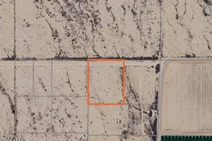 527Xx W Glendale Ave, Tonopah, AZ 85354 - Photo 1