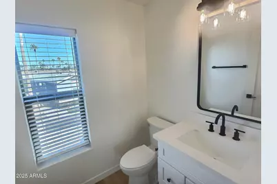 2502 E Paradise Lane #Apt 2, Phoenix, AZ 85032 - Photo 21