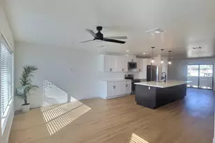2502 E Paradise Ln, Phoenix, AZ 85032 - Photo 19